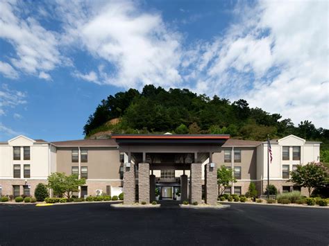 Hotels in middlesboro ky